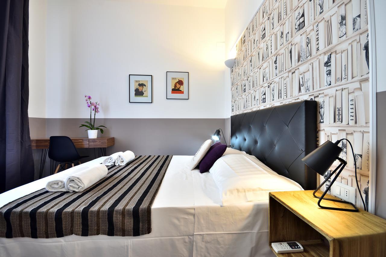 Romantica Rooms Guest House Extérieur photo